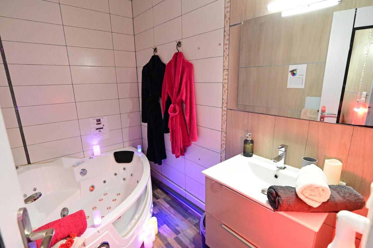 Spa et Sauna Privatif à Biscarosse Plage pour Nuit Romantique balnéothérapie et sauna accessible toute l année dans l appartement petit dejeuner et repas en option reglement sur place Biscarrosse Esterno foto